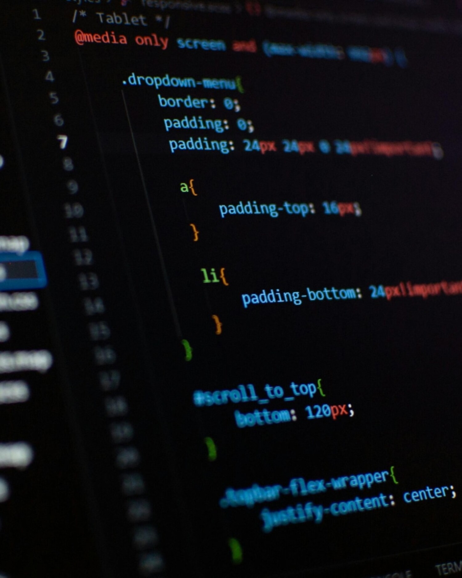 AI model training and development in business consulting